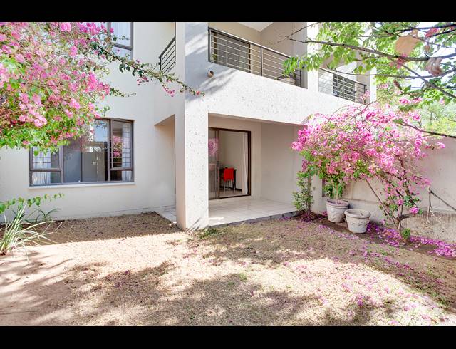 1 BEDROOM APARTMENT FOR SALE IN LONEHILL